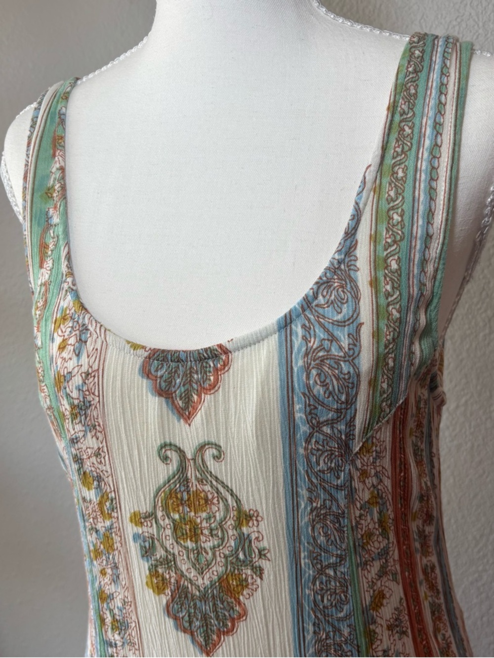 O'Neill Women's Boho Floral Maxi Dress Medium Sleeveless Strappy Back Beachy - Picture 4 of 9